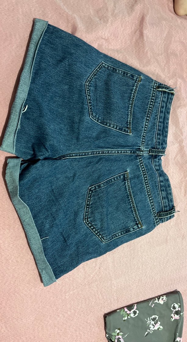 Kadın Mavi Midi Bol Kesim Denim Şort - Görsel 2