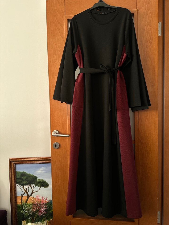 Bordo Siyah Uzun Kollu Gotik Elbise - Görsel 2