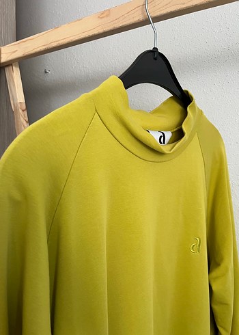 Yağ yeşili Kadın Sweatshirt, Bisiklet Yaka, Rahat Kesim