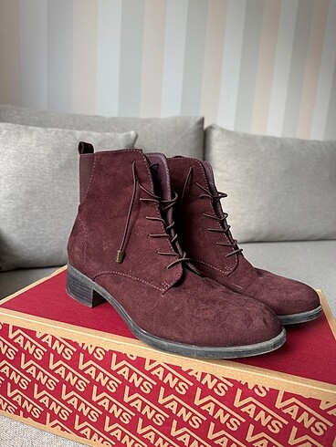 Bordo şık bot