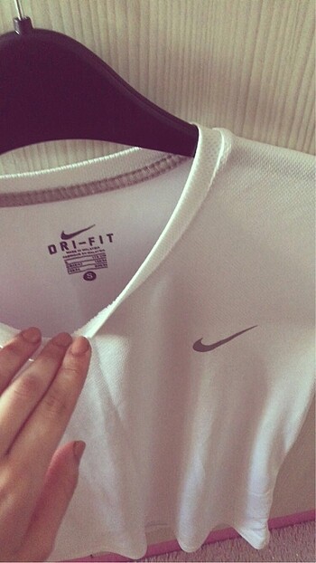 Nike Beyaz gri nike tshirt