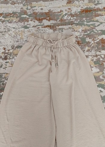 Diğer Bej Bol Kesim Kadın Pantolon