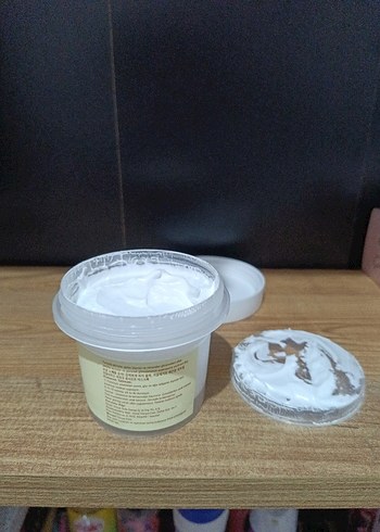 Diğer Yumurta Beyazı Gözenek Maskesi 100 ml