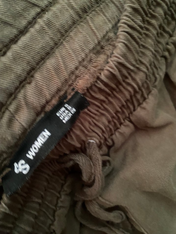 Düğmeli Kadın Keten Pantolon, Rahat Kesim - Görsel 3