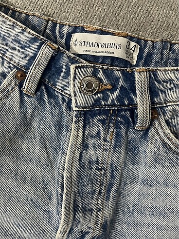 34 beden Stradivarius jean