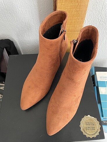 Diğer Süet bot