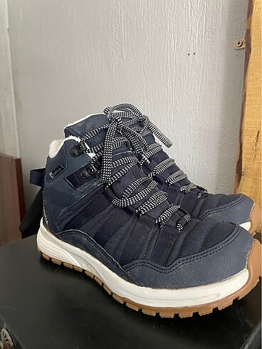 Quechua Waterproof bot