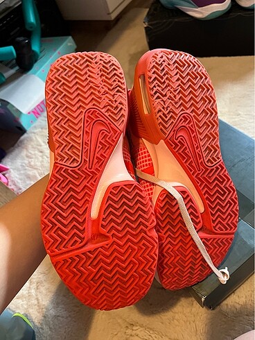 Nike Witness 7