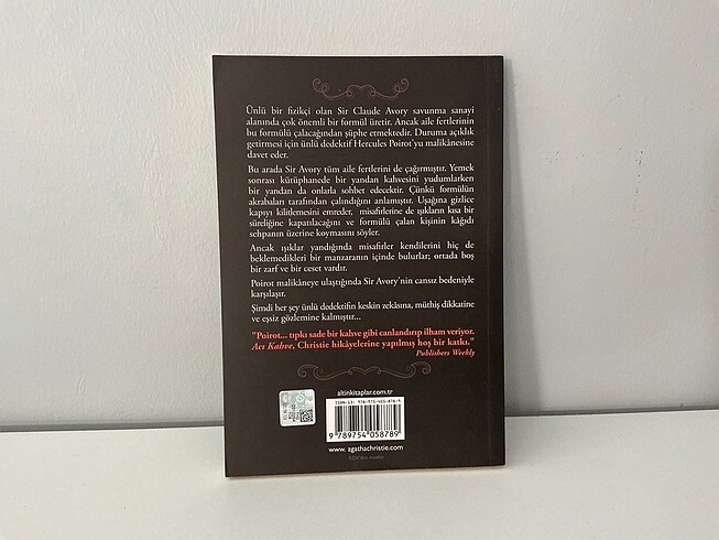 Agatha Christie-Acı Kahve