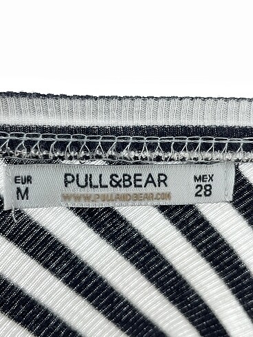 m Beden çeşitli Renk Pull and Bear T-shirt %70 İndirimli.