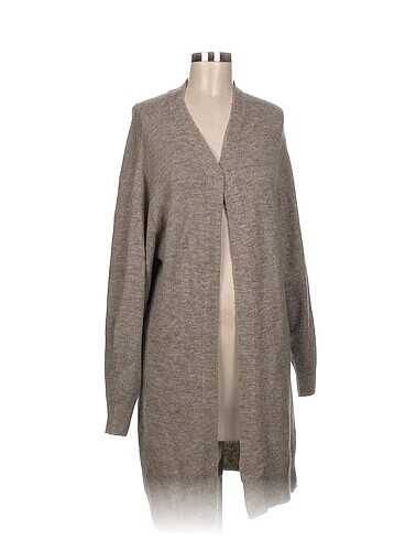 H&M Hırka %70 İndirimli.