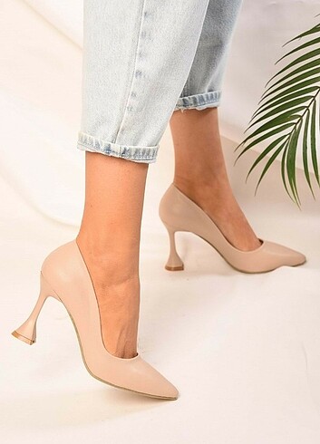 36 Beden ten rengi Renk Ten Renk Stiletto ????