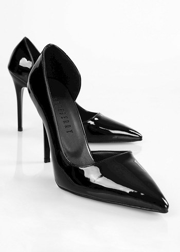 Siyah Rugan Stiletto
