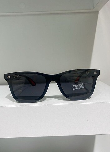 Rayban güneş gözlüğü 