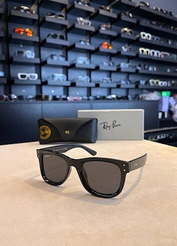 Rayban güneş gözlüğü 