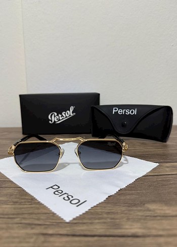 Parlak Altın Renk Persol Güneş Gözlüğü