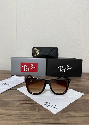 Ray-Ban Parlak Kahverengi Kadın Güneş Gözlüğü