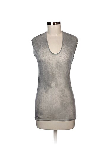 Helmut Lang T-shirt %70 İndirimli.