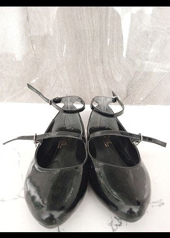 Kız Çocuk Siyah Yılan Desenli Tokalı Babet - Görsel 2