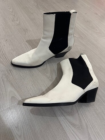 Zara Zara bot
