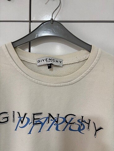 GIVENCHY givenchy paris xl sweatshirt