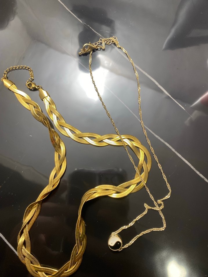 Vintage Gold Küçük Tokalı Kült Küpe - Görsel 2