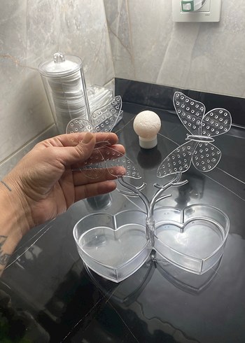 Kelebek Kapaklı Kalp Şeklinde Plastik takı standı - Görsel 4
