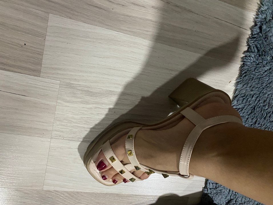 Beyaz Tokalı Kadın Blok Topuklu Sandalet - Görsel 5