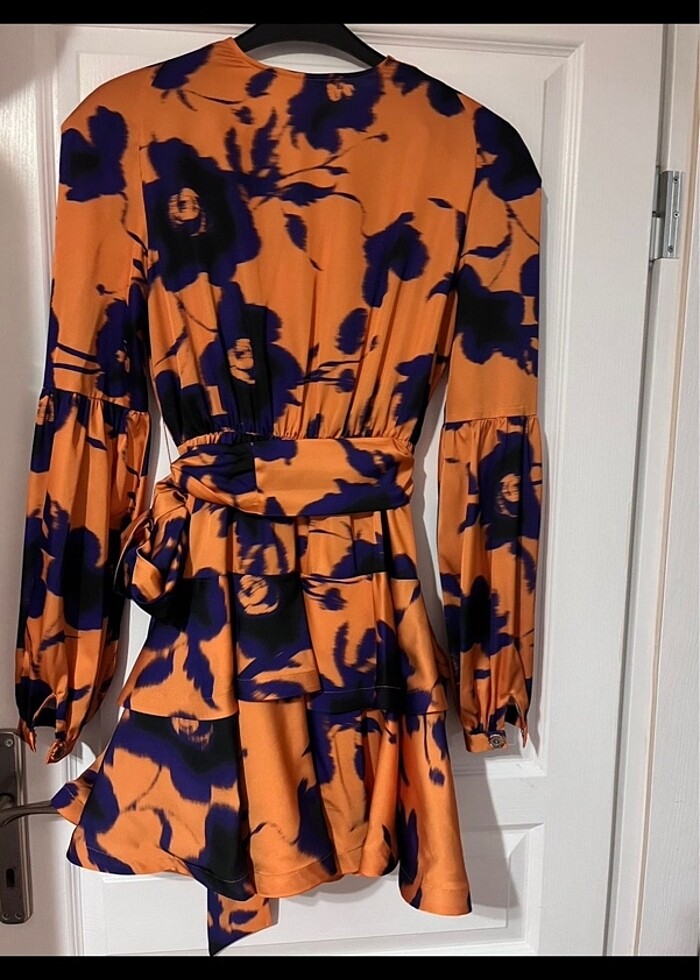 Saten elbise - Görsel 3