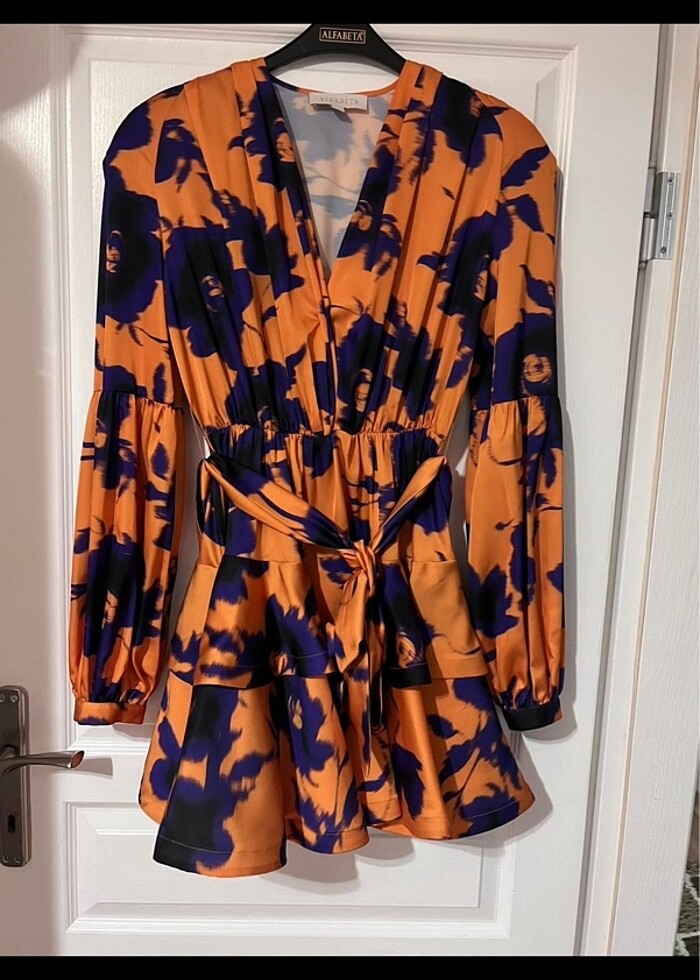 Saten elbise - Görsel 2