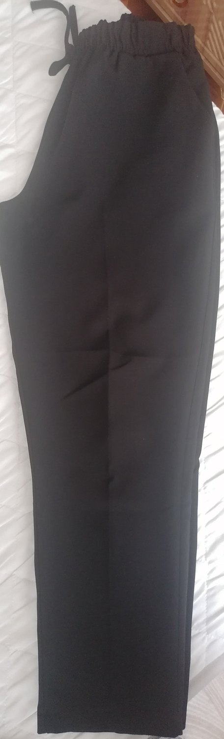 Siyah Kadın Midi Kumaş Pantolon - Görsel 2