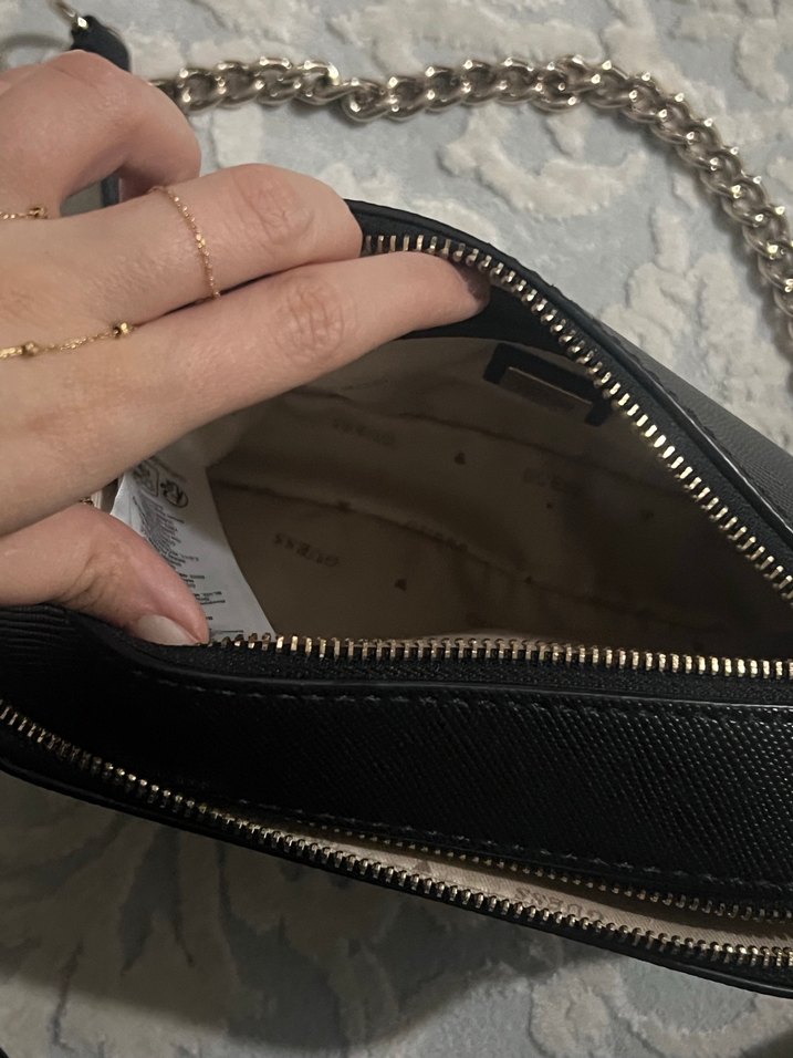 Guess Siyah Deri Çanta - Görsel 3