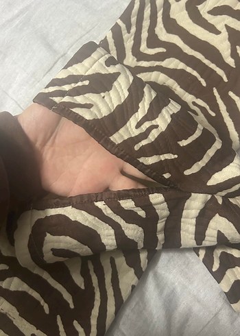 Kahverengi Zebra Desenli Kadın takım - Görsel 4