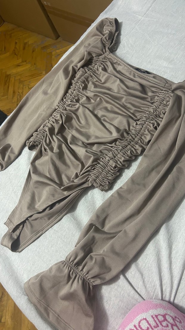 Bej V Yaka Uzun Kollu Drapeli Kadın Bluz - Görsel 2