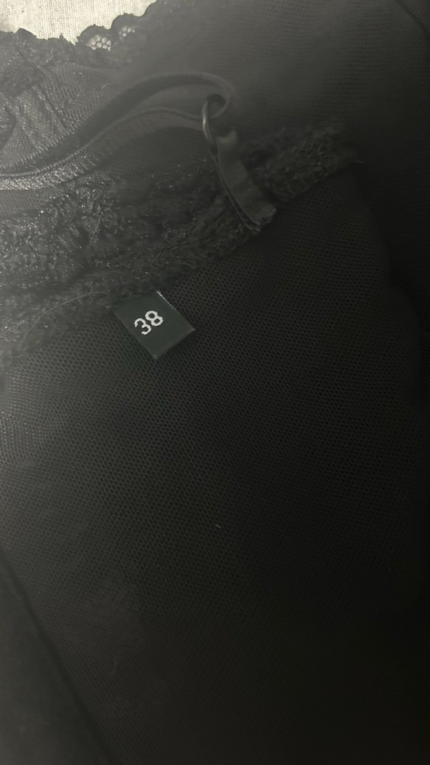 Dantel Detaylı Siyah Straplez Büstiyer - Görsel 4