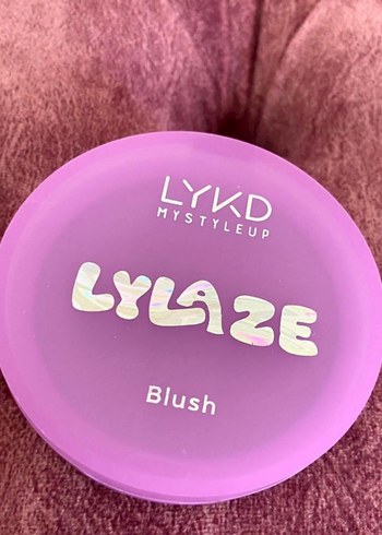 Pembe LylaZe lila renkli Allık