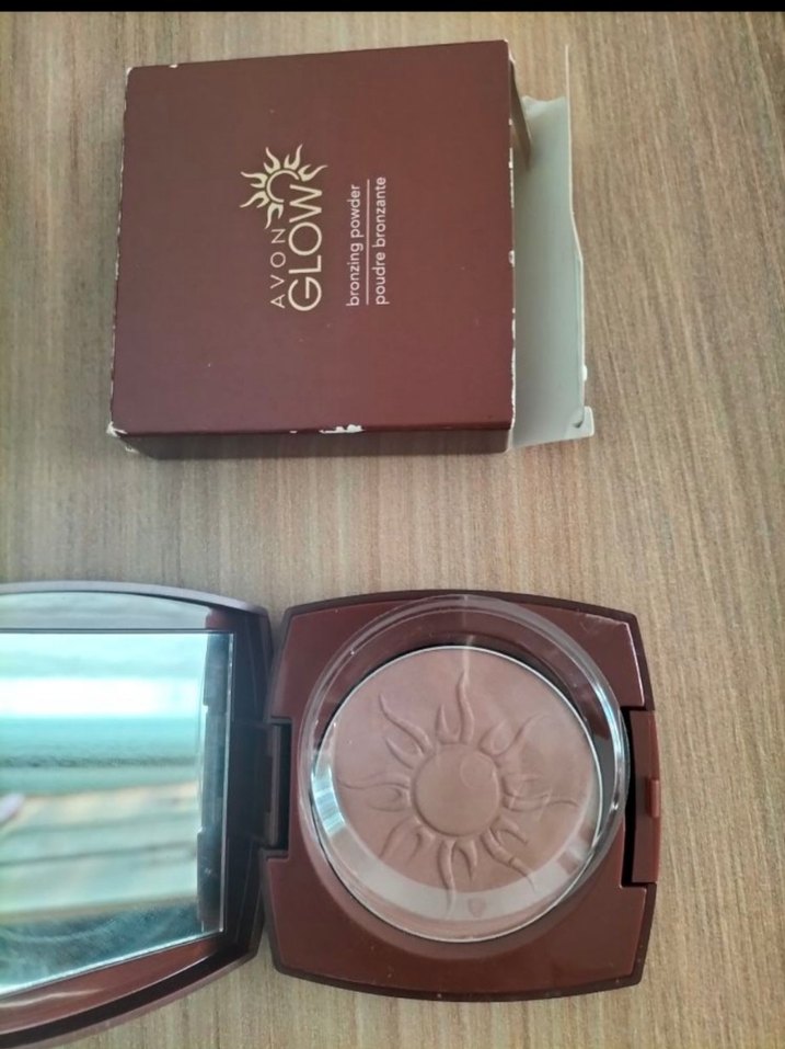 Avon glow bronz pudra - Görsel 2