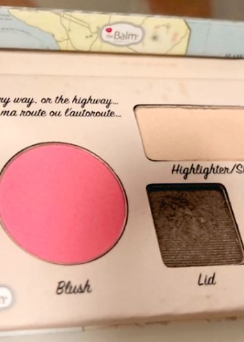 Beden HAWAII Yüz Paleti - The balm