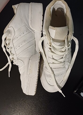 Adidas Adidas Rivalry Low 41 numara ayakkabı