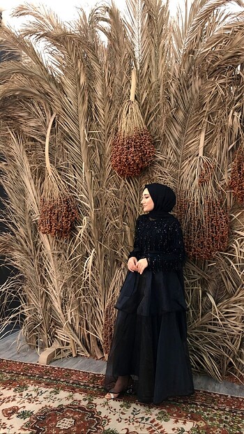 38 Beden Siyah kat kat elbise