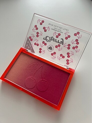 I Heart Revolution Ombre Allık Cherry