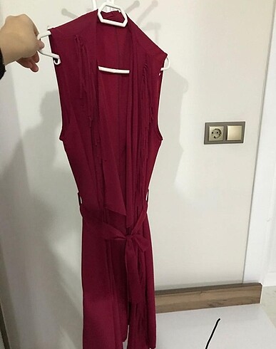 Bordo püsküllü yelek