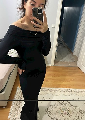 Siyah Uzun Drapeli Kayık Yaka Elbise - Görsel 3