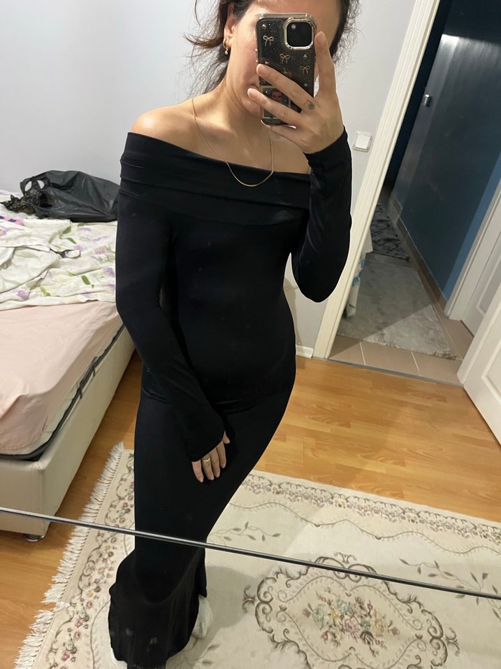 Siyah Uzun Drapeli Kayık Yaka Elbise - Görsel 4