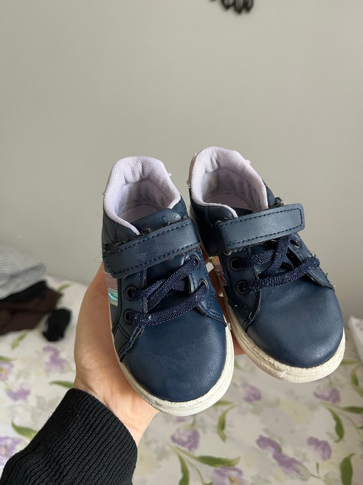 Kız Çocuk Lacivert Cırt Cırtlı Spor Ayakkabı - Görsel 2