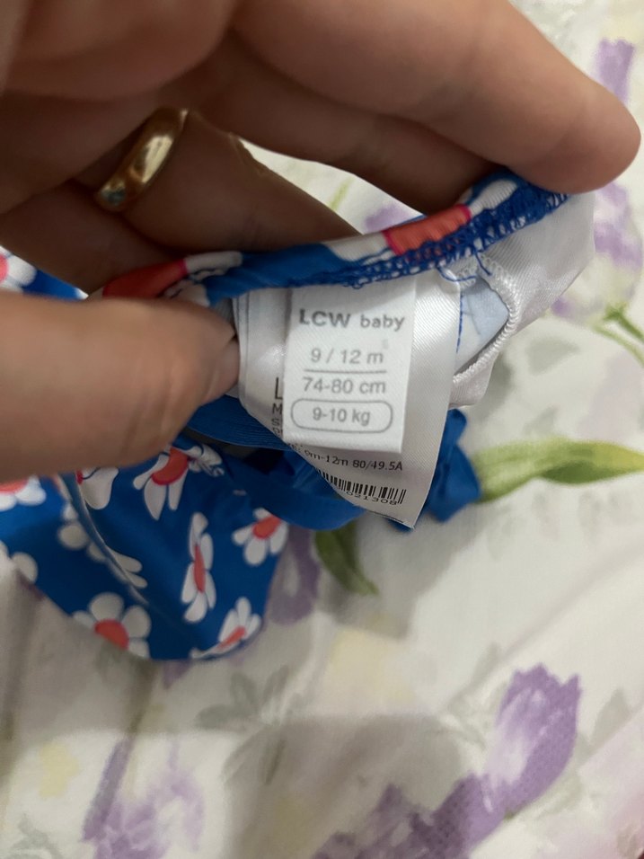 Çiçek Desenli Kız Çocuk Mayo - Görsel 3