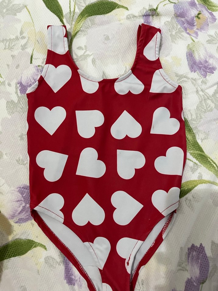 Kız Çocuk Kırmızı Kalp Desenli Mayo - Görsel 2
