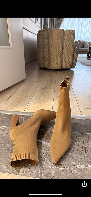 39 Beden Zara bot