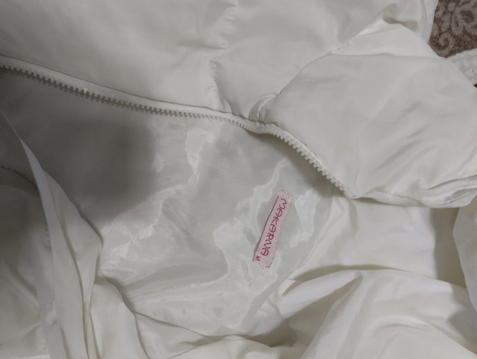 Beyaz Kapüşonlu Kadın Yelek - Görsel 4