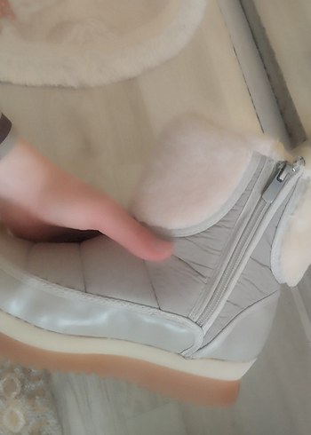 Bej Kürklü Dolgu Topuk Kadın Bot - Görsel 3